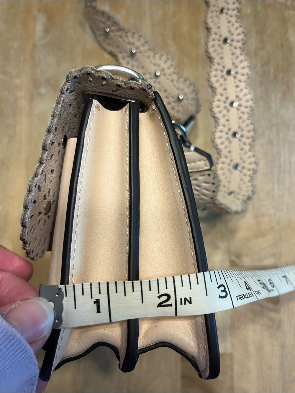 Rebecca Minkoff Beige Laser-Cut Floral Crossbody Bag - Picture 9 of 9